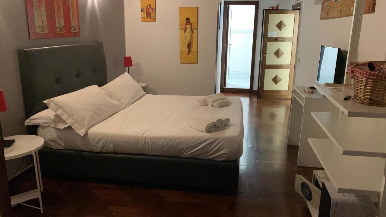 Suite Artis Barberini Ρώμη Εξωτερικό φωτογραφία