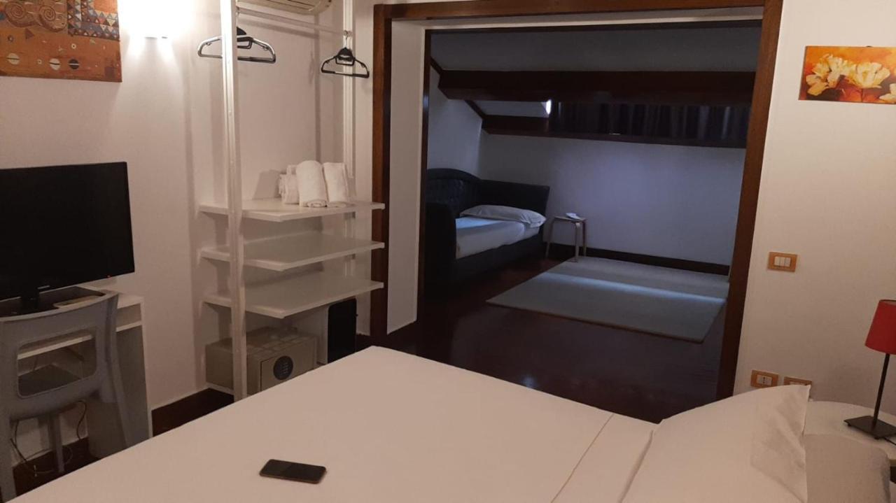 Suite Artis Barberini Ρώμη Εξωτερικό φωτογραφία