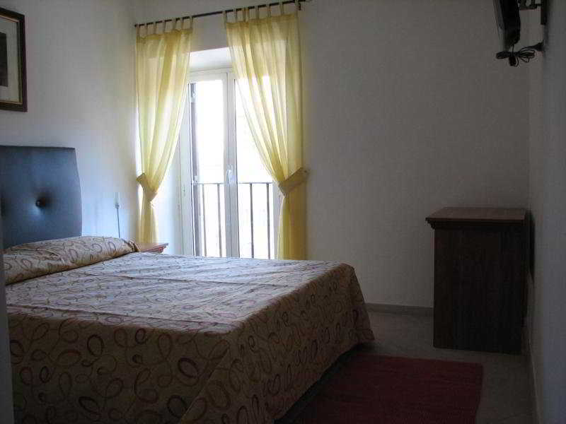 Suite Artis Barberini Ρώμη Εξωτερικό φωτογραφία